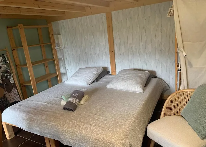 Chambre, Laina Piscine Et Optionnel *